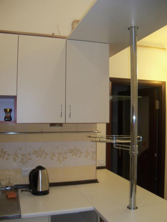 Apartment Roman Lviv Ruang foto
