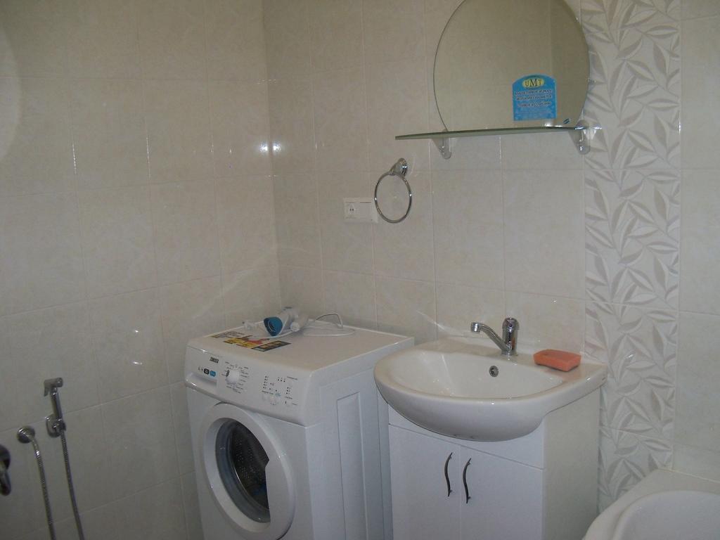 Apartment Roman Lviv Ruang foto